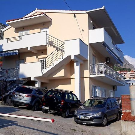 Apartments Tony Stanici - Omiš Екстериор снимка